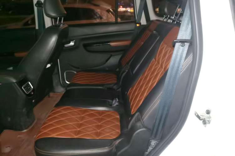 Used SWM X3 2018 1.5L Manual Fashion Model
