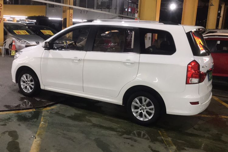 Used Jinbei 750 2015 1.5L Deluxe Model
