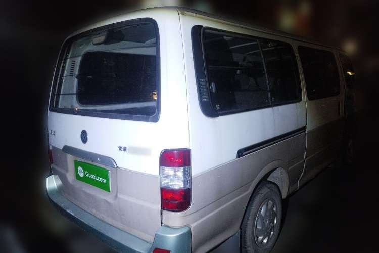 Used Foton Scenic 2014 2.0L Express Classic Short-Wheelbase Low-Roof 4Q20M
