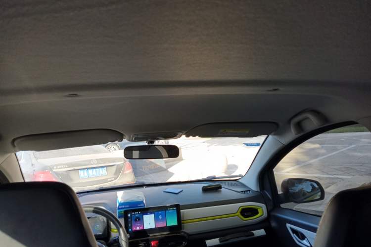 Used SOL E10X 2021 302 km Range Luxury Version 31.4 kWh
