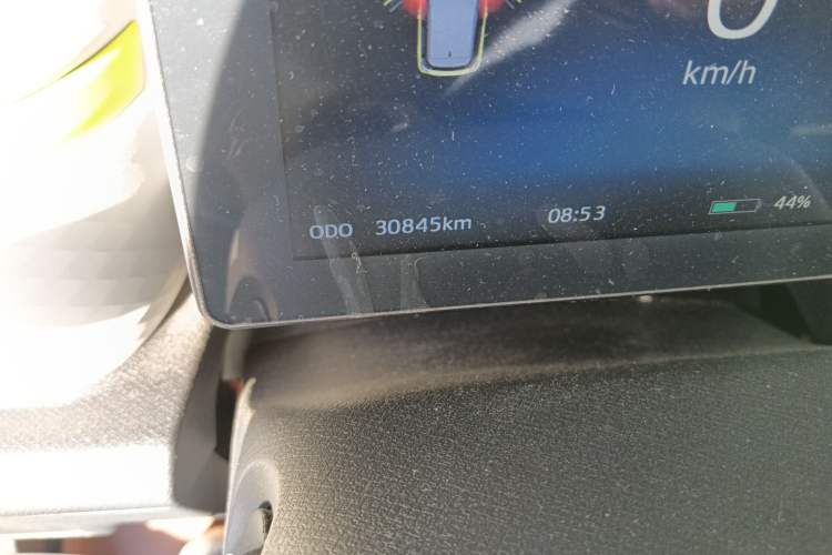 Used SOL E10X 2021 302 km Range Luxury Version 31.4 kWh
