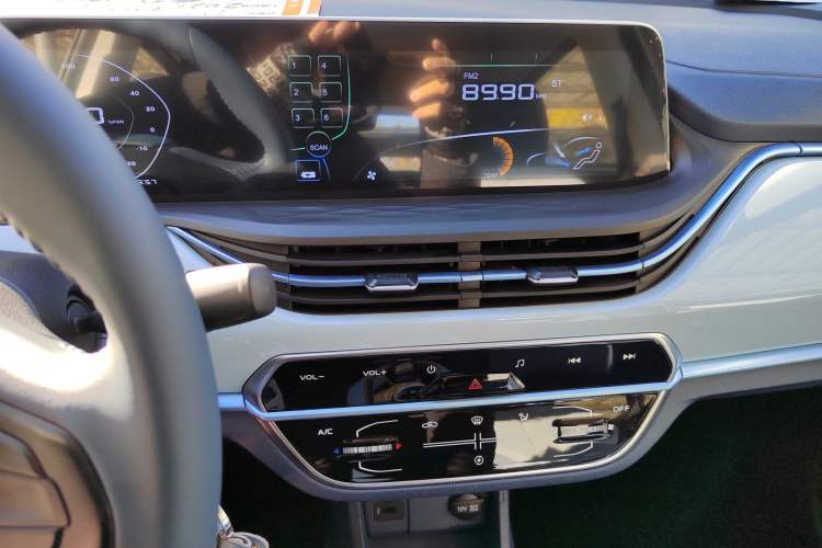 Used Oshan Benni E-Star 2022 Qingxin Edition Colorful Model Lithium Iron Phosphate
