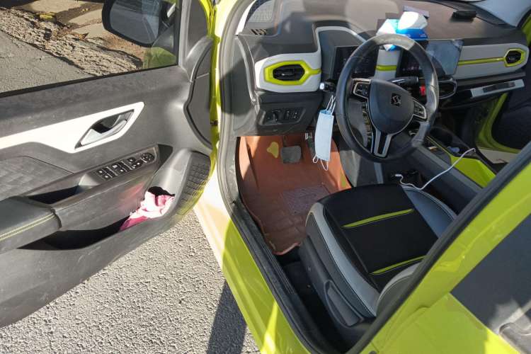 Used SOL E10X 2021 302 km Range Luxury Version 31.4 kWh
