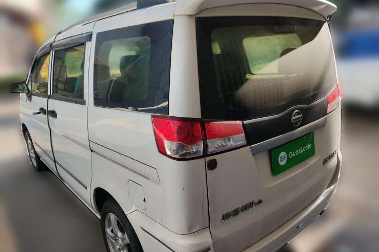 Used Dongfeng Shuaike 2013 Revised Version 1.5L Manual Comfort Trim 7 Seats China IV Standard
