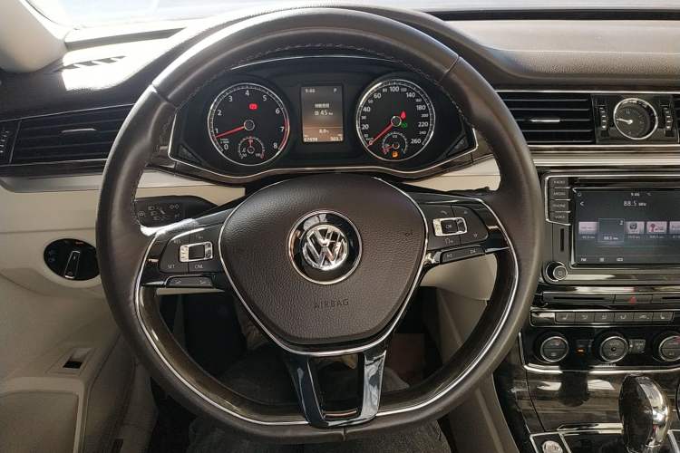 Used Volkswagen Passat 2016 380TSI DSG Ultimate Edition