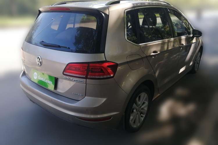 Used Volkswagen Golf Sportsvan 2016 230TSI Automatic Trend Edition Rear Right 45 Deg