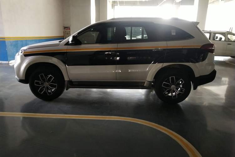 Used JMC Yusheng S350 2020 2.0T Automatic Two-Wheel Drive Gasoline Comfort Edition
