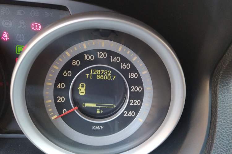 Used Bestune B90 2012 2.0L Automatic Luxury Edition