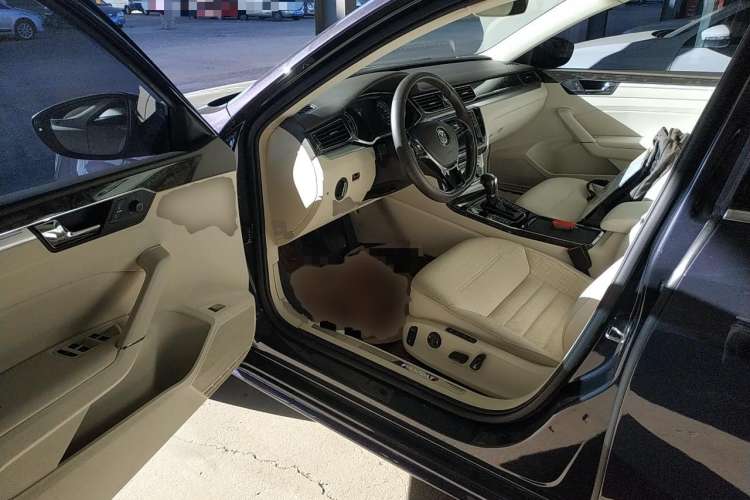 Used Volkswagen Passat 2016 380TSI DSG Ultimate Edition