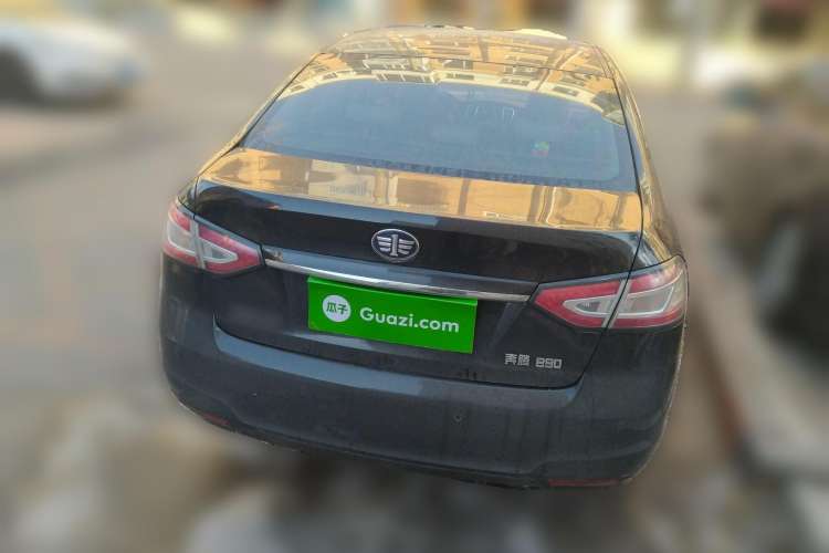 Used Bestune B90 2012 2.0L Automatic Luxury Edition