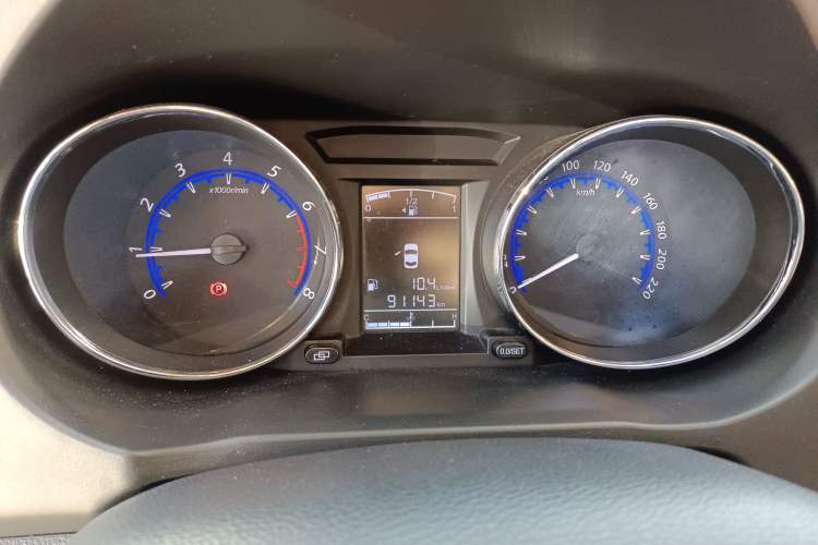 Used FORTHING F600 2016 F600L 1.5T Luxury Model