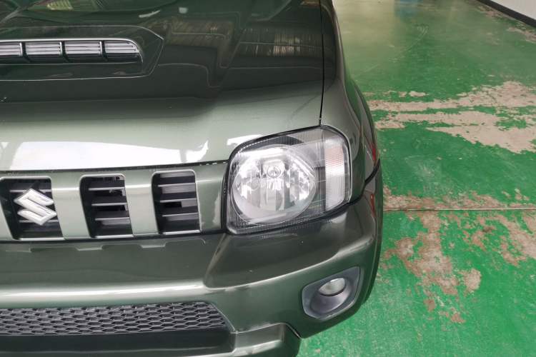 Used Suzuki Jimny 2015 1.3L AT JLX Navigation Edition
