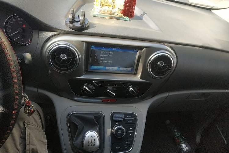 Used JAC M3 2018 IKEA Edition 1.6L Luxury Smart Model Audio And AC Panel