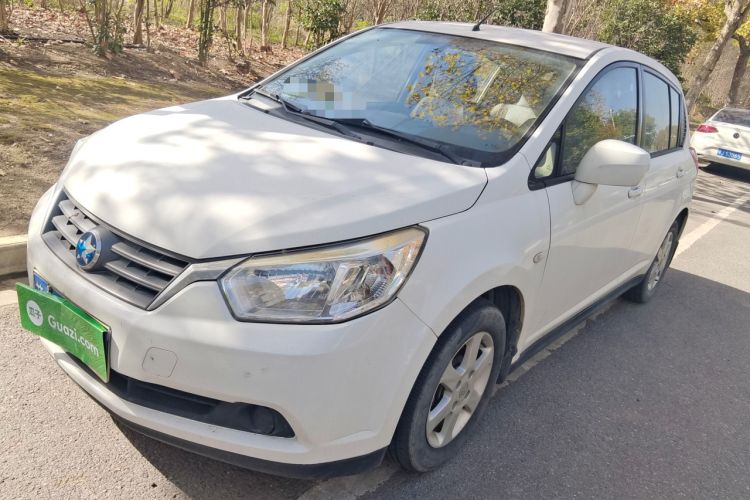 Used Venucia R50 2013 1.6L Automatic Fashion Edition