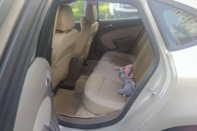 Used Buick GT 2011 GT 1.8L Automatic Fashion Edition Leather Model
