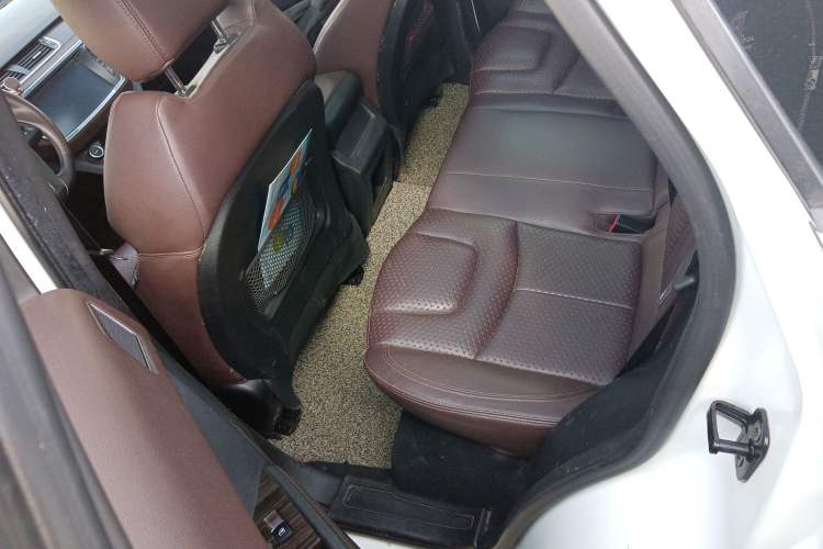 Used Land X7 2015 2.0T Panoramic Prestige Edition