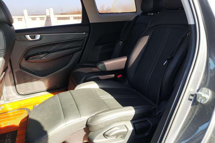 Used Wuling Victory 2020 1.5T CVT Luxury Model