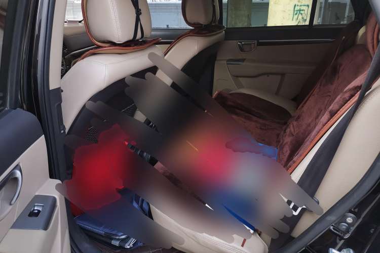 Used Hyundai Santa Fe Classic 2010 2.4 Comfort Edition 7-Seater Four-Wheel Drive
