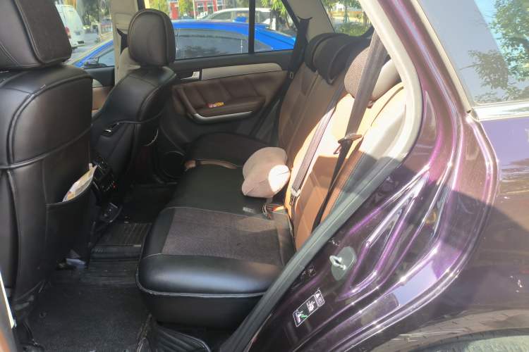 Used Haval H8 2017 2.0T Gasoline Four-Wheel Drive Luxury Model
