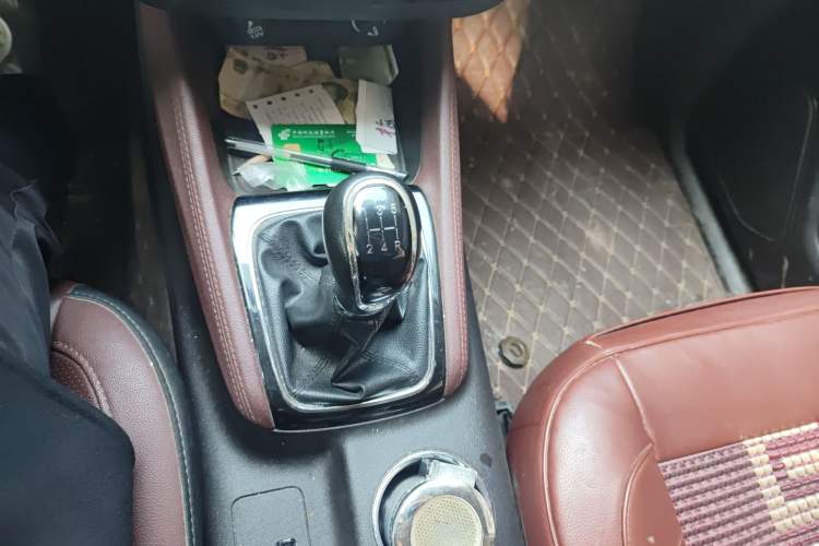 Used CHANGAN Lingxuan 2017 1.6L Manual Happiness Edition