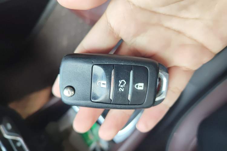 Used CHANGAN Lingxuan 2017 1.6L Manual Happiness Edition