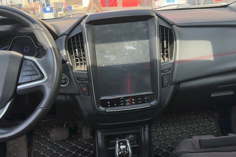 Used Luxgen U5 SUV 2017 1.6L CVT Jazz Edition
