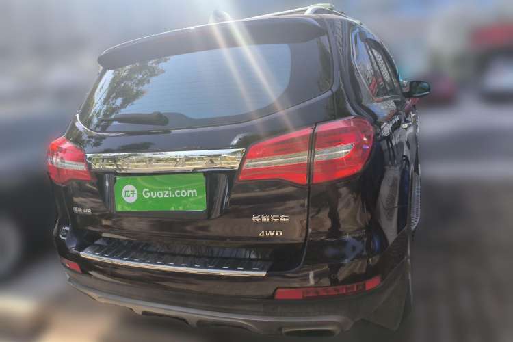 Used Haval H8 2017 2.0T Gasoline Four-Wheel Drive Luxury Model
