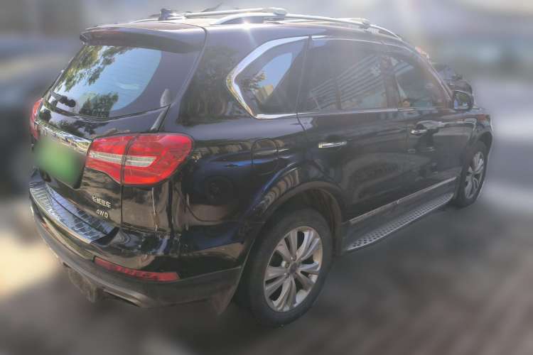 Used Haval H8 2017 2.0T Gasoline Four-Wheel Drive Luxury Model
