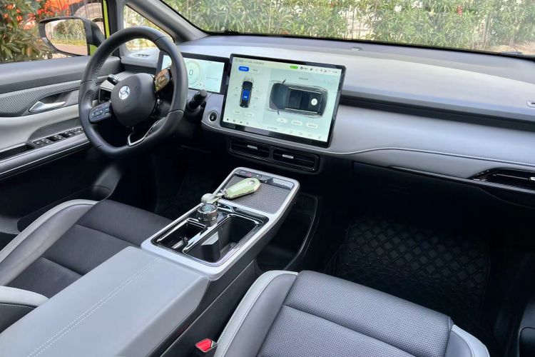 Used Hycan Z03 2022 510 km Range Chaozhi Version 135 kW 63.98 kWh
