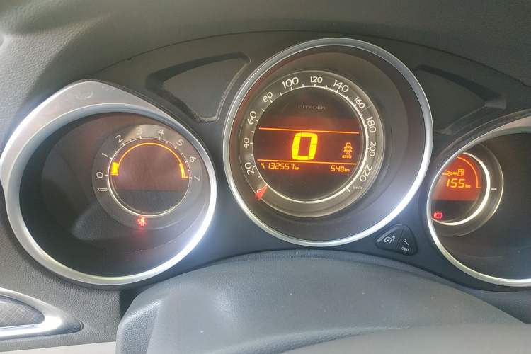 Used Citroen C4L 2013 1.6L Manual Jingzhi Edition