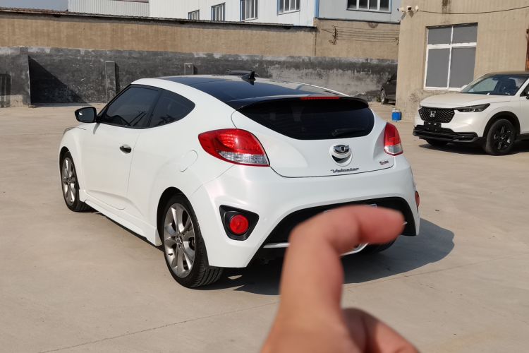 Used Hyundai Veloster 2015 1.6T Automatic Luxury Edition
