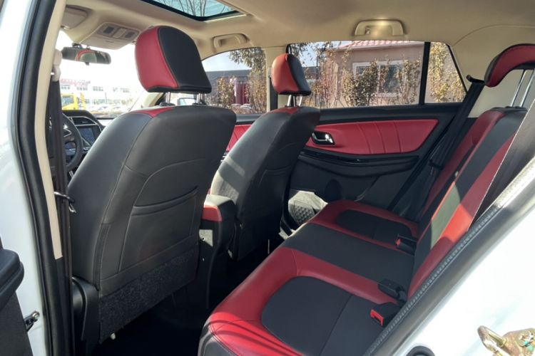 Used FAW Yingzhi G3 2016 G3S 1.5L CVT Luxury Navigation Edition