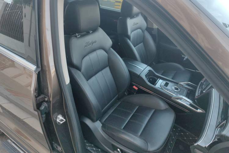 Used Zotye T800 2018 2.0T Automatic Prestige Smart Connectivity 7-Seater