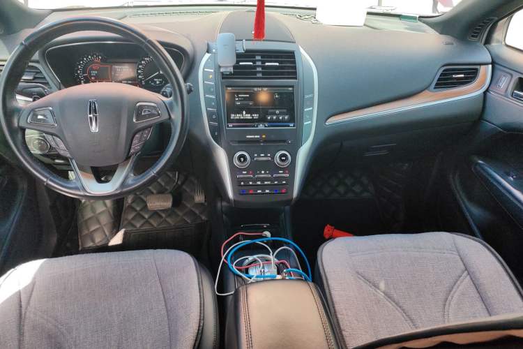 Used Lincoln MKC 2014 2.0T Four-Wheel Drive Luxury Edition
