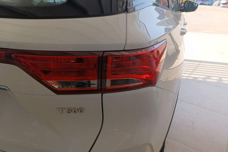 Used Zotye T500 2018 1.5T Automatic Luxury Model
