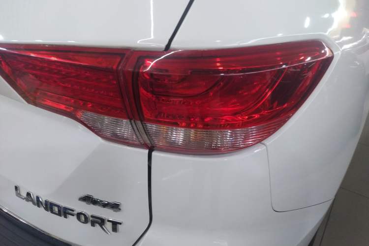 Used Foday Landfort 2018 1.9T Diesel Automatic 4x4 Flagship Model 7 Seats