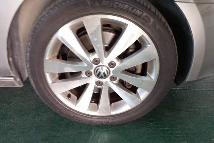 Used Volkswagen Golf 2012 1.4TSI Luxury Convertible Edition
