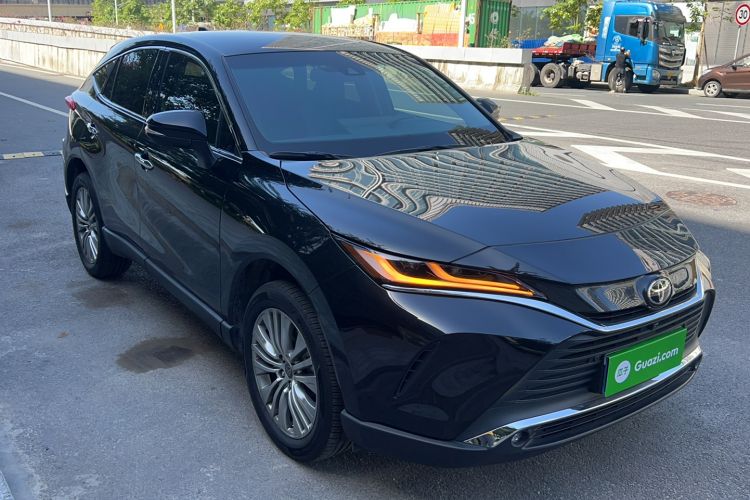 Used Toyota Harrier 2022 2.0L CVT Two-Wheel Drive Deluxe Edition