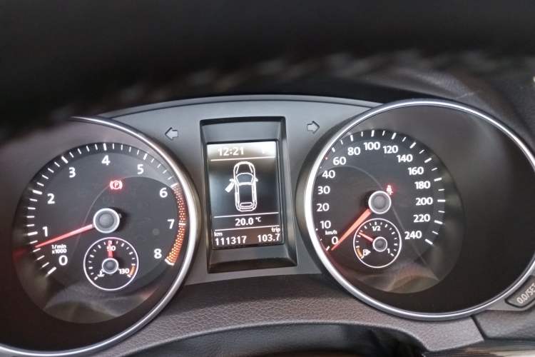 Used Volkswagen Golf 2012 1.4TSI Luxury Convertible Edition
