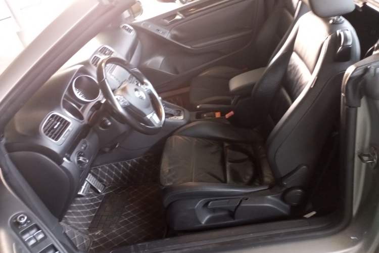 Used Volkswagen Golf 2012 1.4TSI Luxury Convertible Edition
