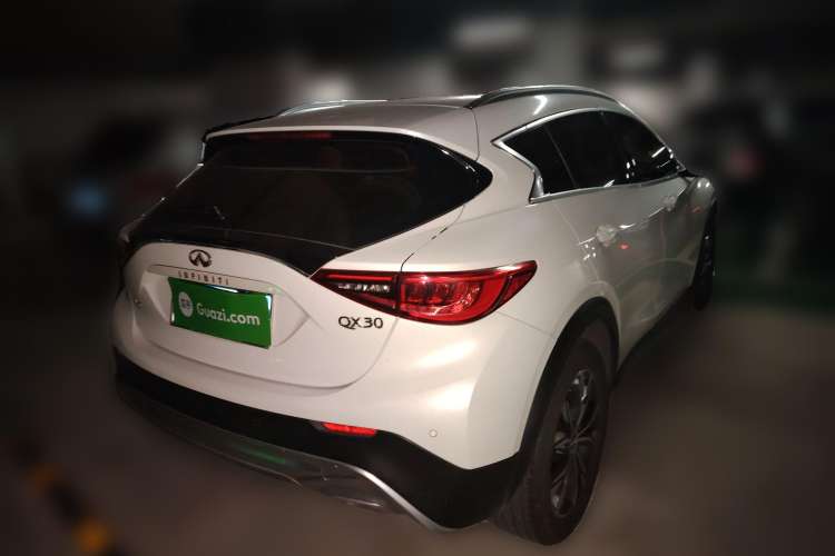 Used Infiniti QX30 2017 2.0T Four-Wheel Drive Fashion Edition
