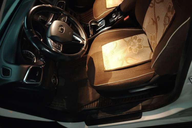 Used Infiniti QX30 2017 2.0T Four-Wheel Drive Fashion Edition