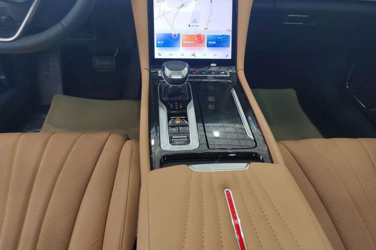 Used Hongqi H5 2023 1.5T HEV Smart Connect Flagship Edition Gear Lever