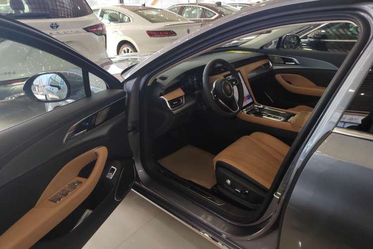 Used Hongqi H5 2023 1.5T HEV Smart Connect Flagship Edition Interior 2