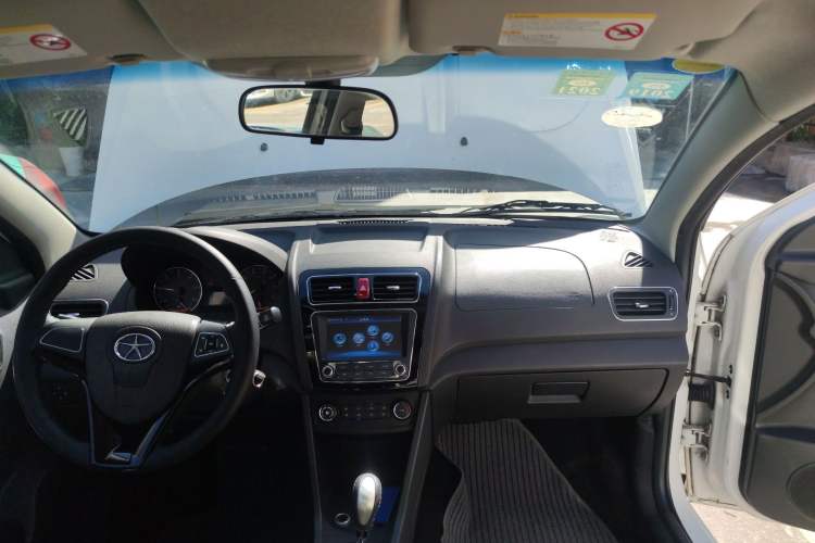 Used JAC iEV 2017 iEV4 Luxury Smart Model