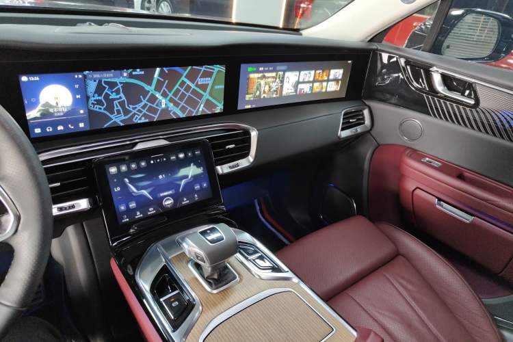 Used Hongqi E-HS9 2021 510 km Range Flagway Edition Six Seats
