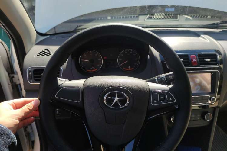 Used JAC iEV 2017 iEV4 Luxury Smart Model