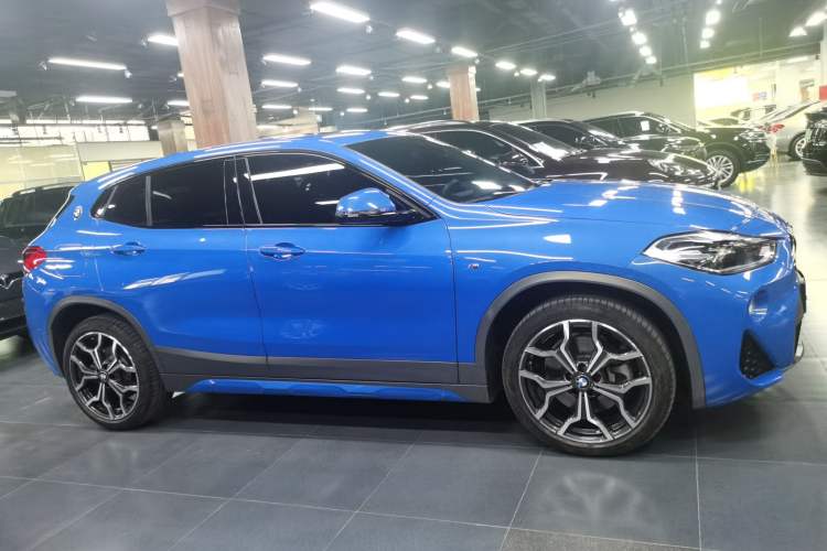 Used BMW X2 2018 sDrive25i Luxury Model with M Off-Road Package China V Emission Standard
