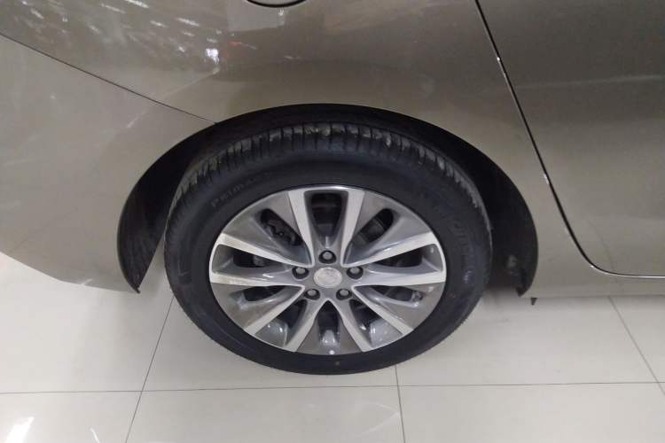 Used Buick GL6 2021 323T Mild Hybrid Connect Luxury Model
