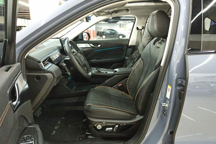 Used Wey Latte DHT-PHEV 2022 1.5T Two-Wheel-Drive Extra-Large Version
